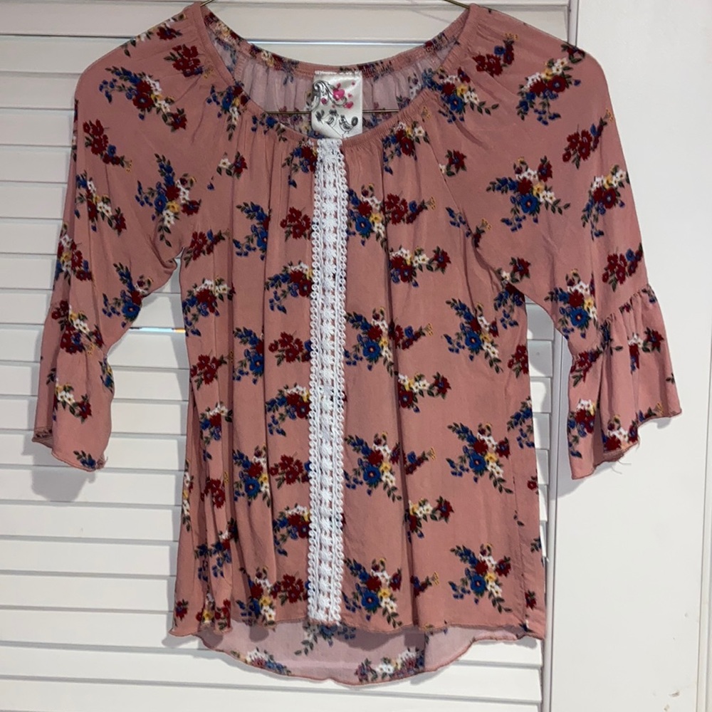 Jenna and Jessie girls size 7/8 pink top. Gently used